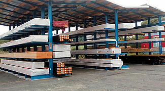 cantilever racking system with roof